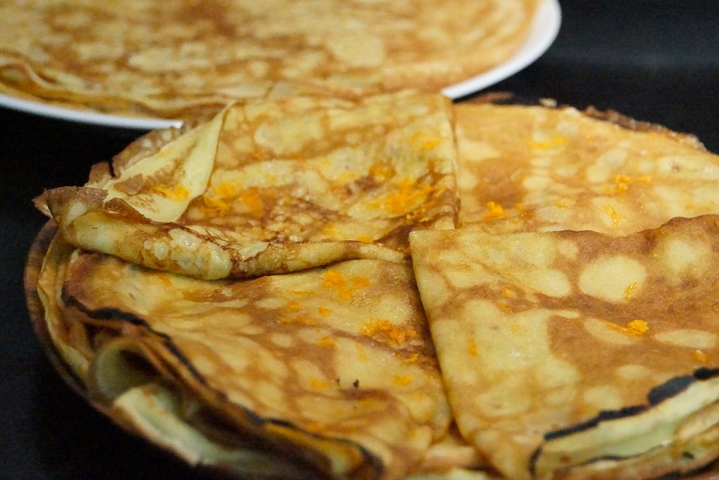 Recette Crepes De La Chandeleur Faciles Et Delicieuses Herve Cuisine