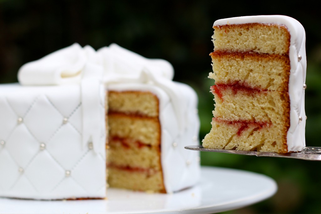 Gâteau Minnie - Cake design, Pâte à sucre - Les Délices de Mary