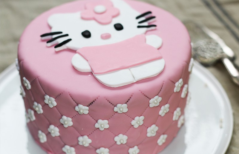 gateau anniversaire pate d amande Gateau Hello Kitty Cake Design Hervecuisine Com gateau anniversaire pate d amande