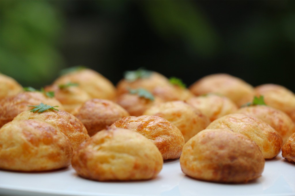 Canneles Sales Au Beaufort Et Au Chorizo Hervecuisine Com