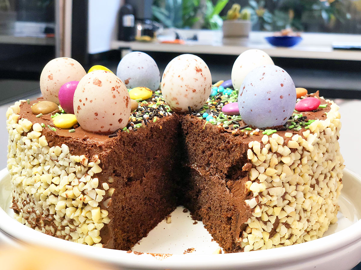 Recette du gâteau tout CHOCOLAT de Pâques facile 