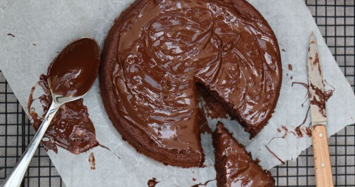 Chocolate beet cake without butter