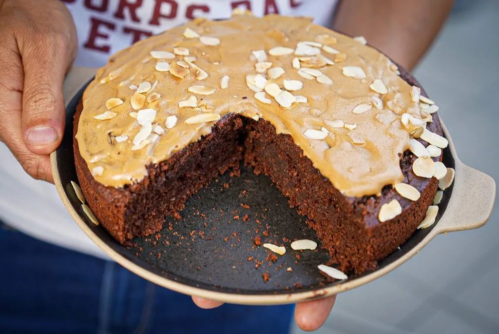 Recette gâteau moelleux chocolat amande sans sucre, beurre ni farine 