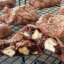 Chocolate and hazelnut brownie cookies
