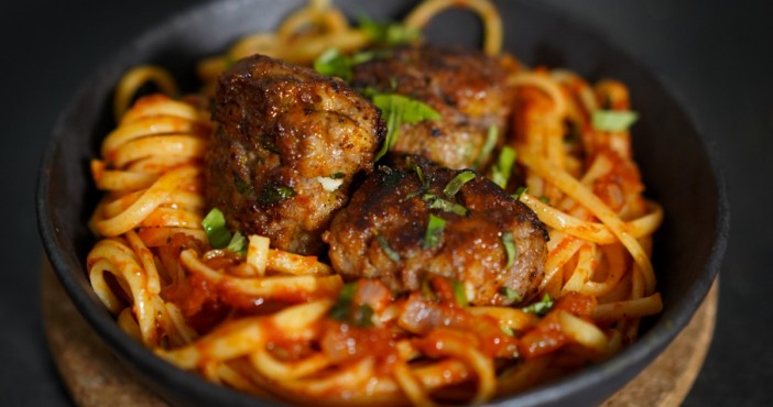 Tender meatballs and spaghetti