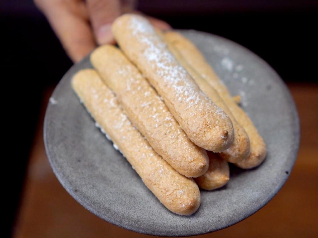 Petites cuillères en biscuit - Recettes de Desserts - Plus de 1000