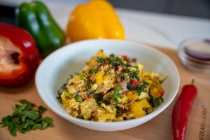 Oeufs brouillés à la mexicaine