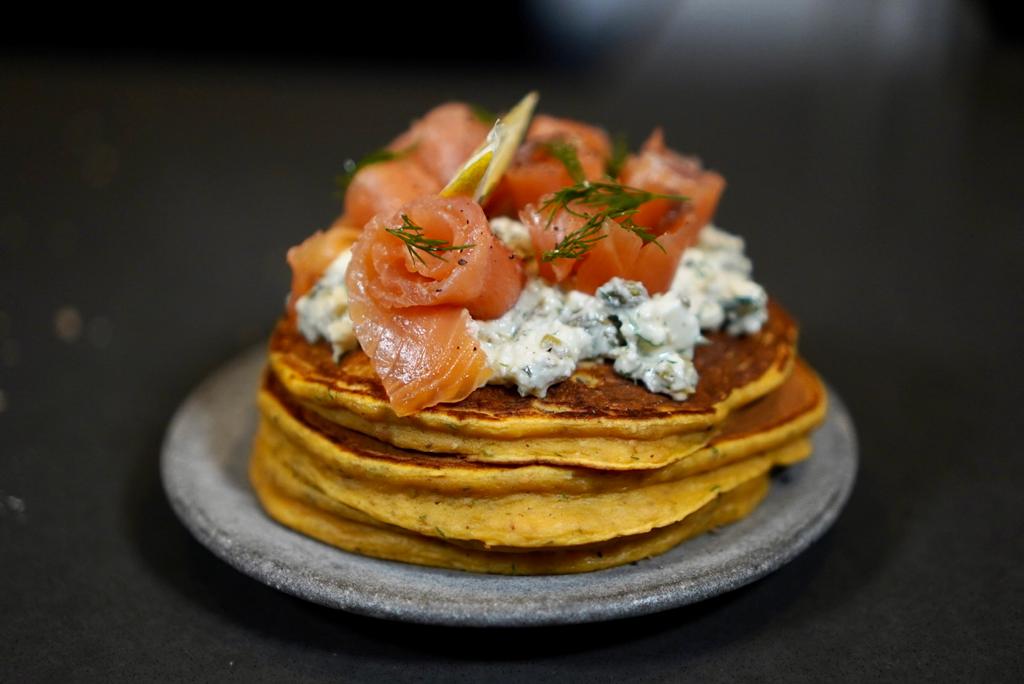 Pancakes patate douce au saumon