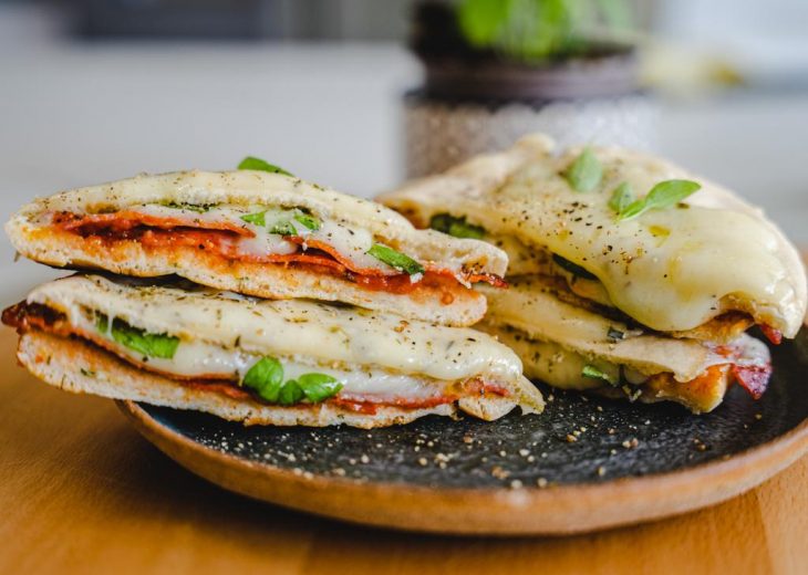Pita pizza