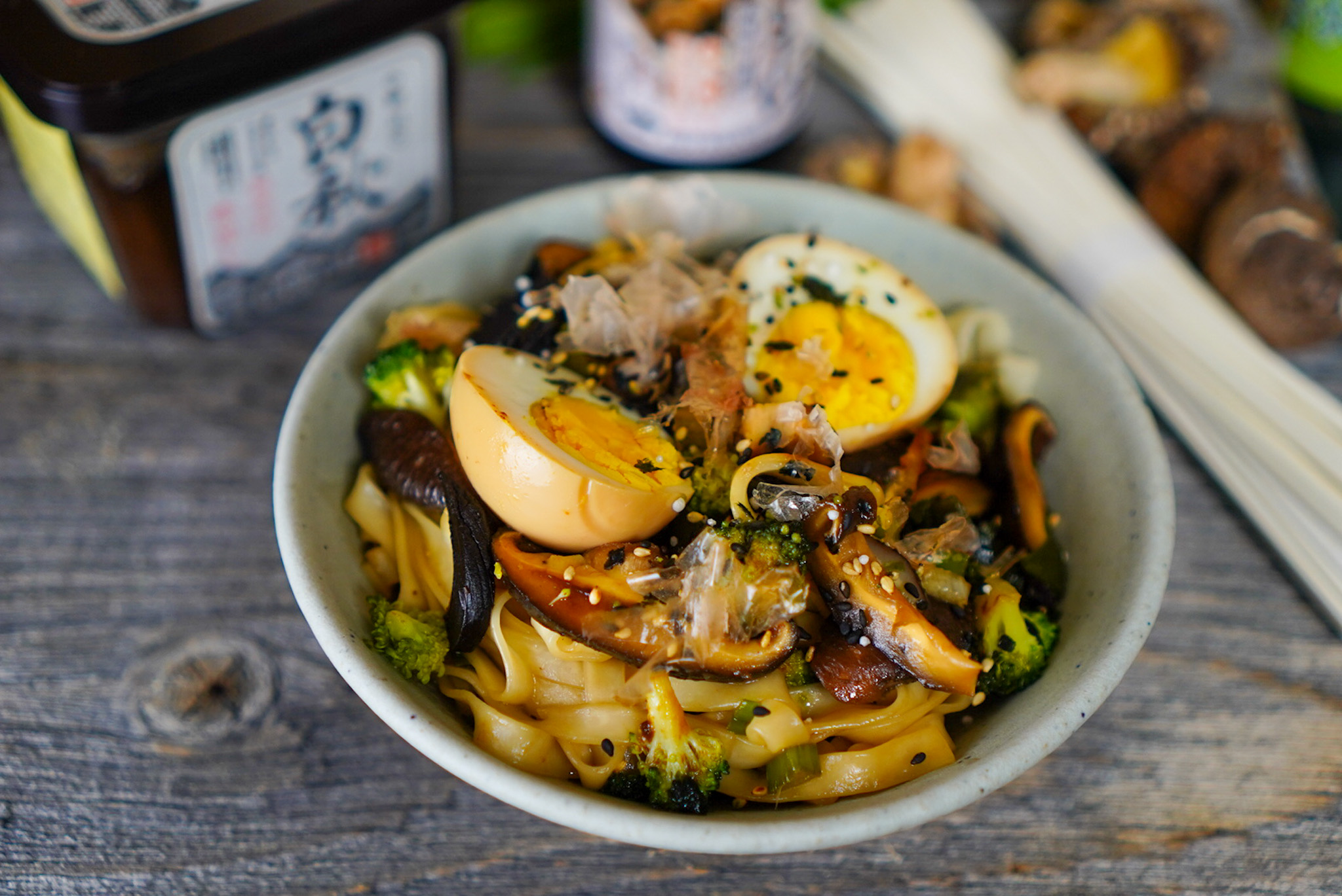 Nouilles udon crémeuses et champignons