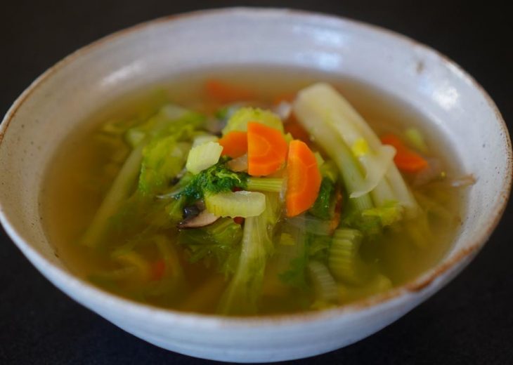 Soupe detox frisée