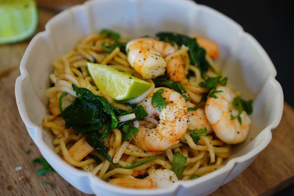 Nouilles sautées crevettes a l’ail