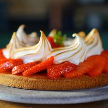 Tarte aux fraises meringuée