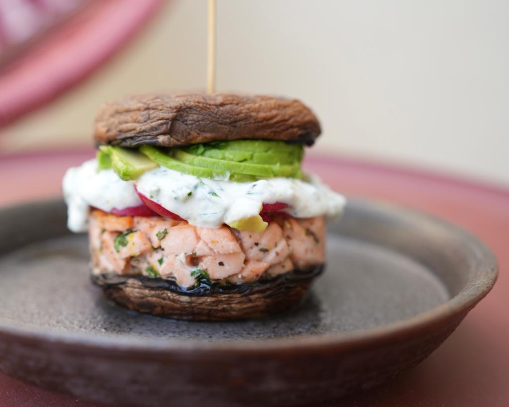 La recette du burger au saumon sans pain