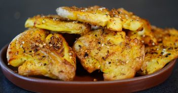 galettes pommes de terre écrassées croustillantes