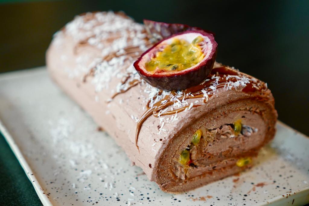 bûche de Noël facile avec biscuit souple et moelleux