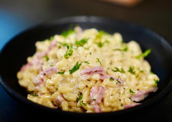 recette des coquillettes, façon risotto, jambon et comté