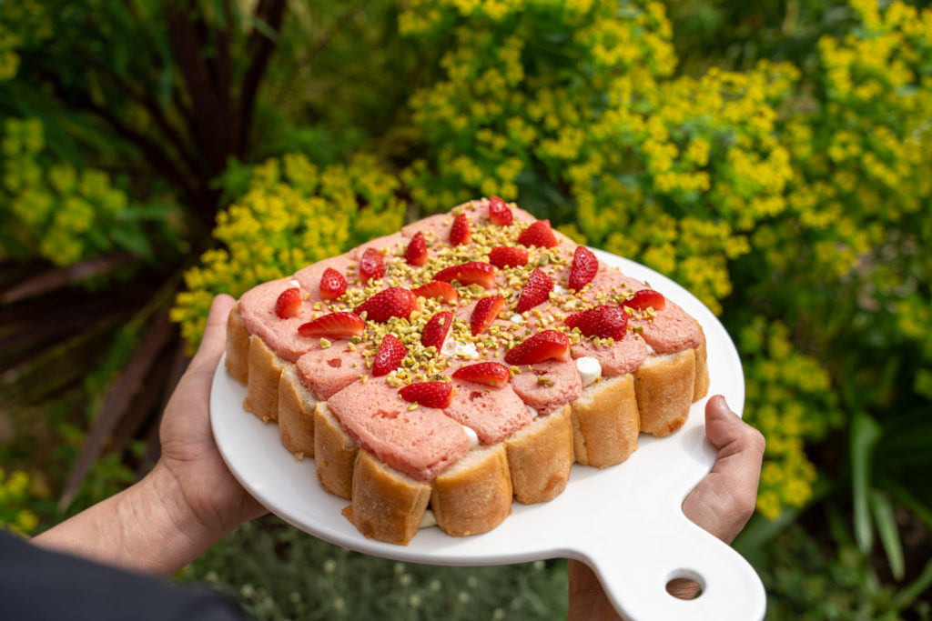 Charlotte fraises pistache sans cuisson