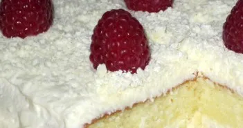 Forêt Blanche framboises, passion et chocolat blanc foret blanche passion chocolat blanc