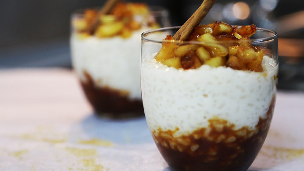 Riz au lait, pommes et caramel au beurre salé 